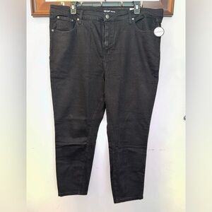 NWT On 34th Trendy Plus Size High-Rise Skinny Jeans Size 22w